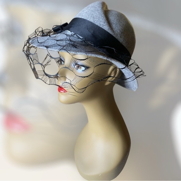 Doeskin 100% Wool Felt Hat with Sexy Off Center Crease Sheer Mesh Net Lace OS main image 8